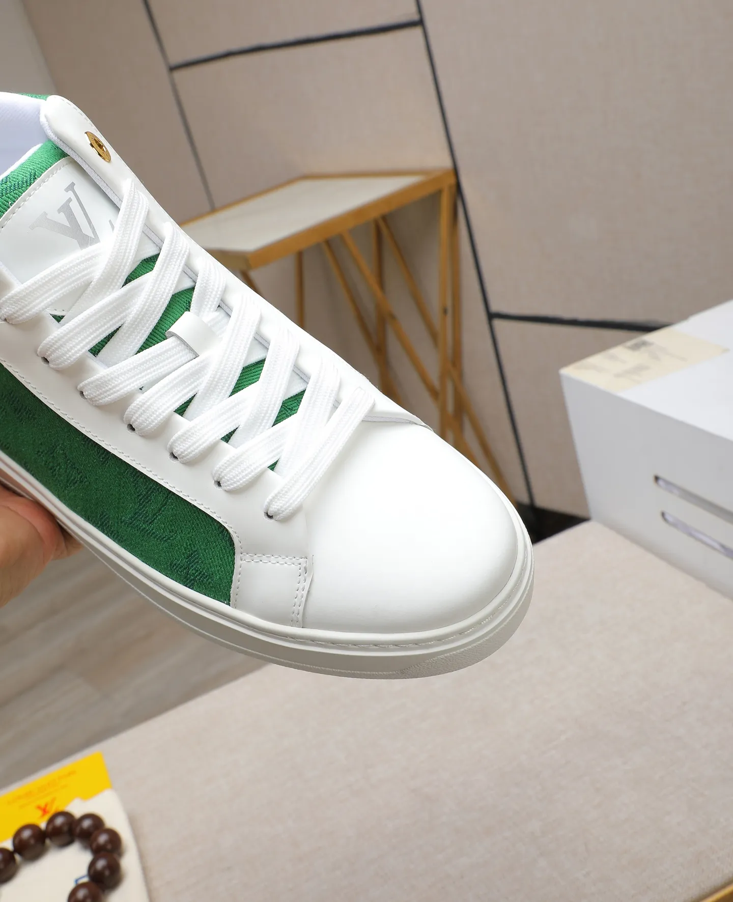 Men's shoes 💰580 📛📛【LOUIS VUITTON】Louis Vuitton official website synchronized new products 👟Milan fashion catwalk style 🇰🇾🇰🇾LV family logo, celebrity style, a must-have for fashionistas ⚠️First-layer calfskin ➕Genuine leather lining ➕Official website original version special outsole 👞Number 38-44